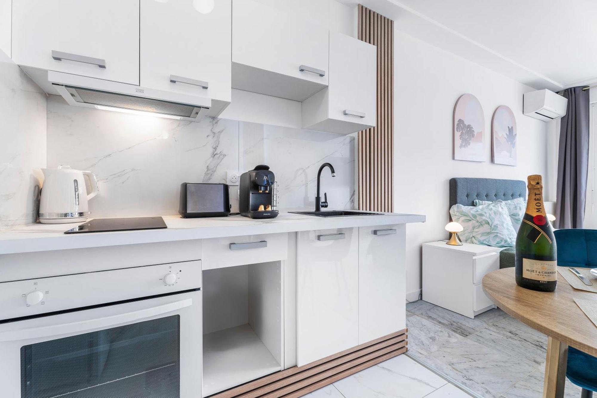 Elegant Studio Avec Terrasse Proche Mer Tramway Nizza Exterior foto